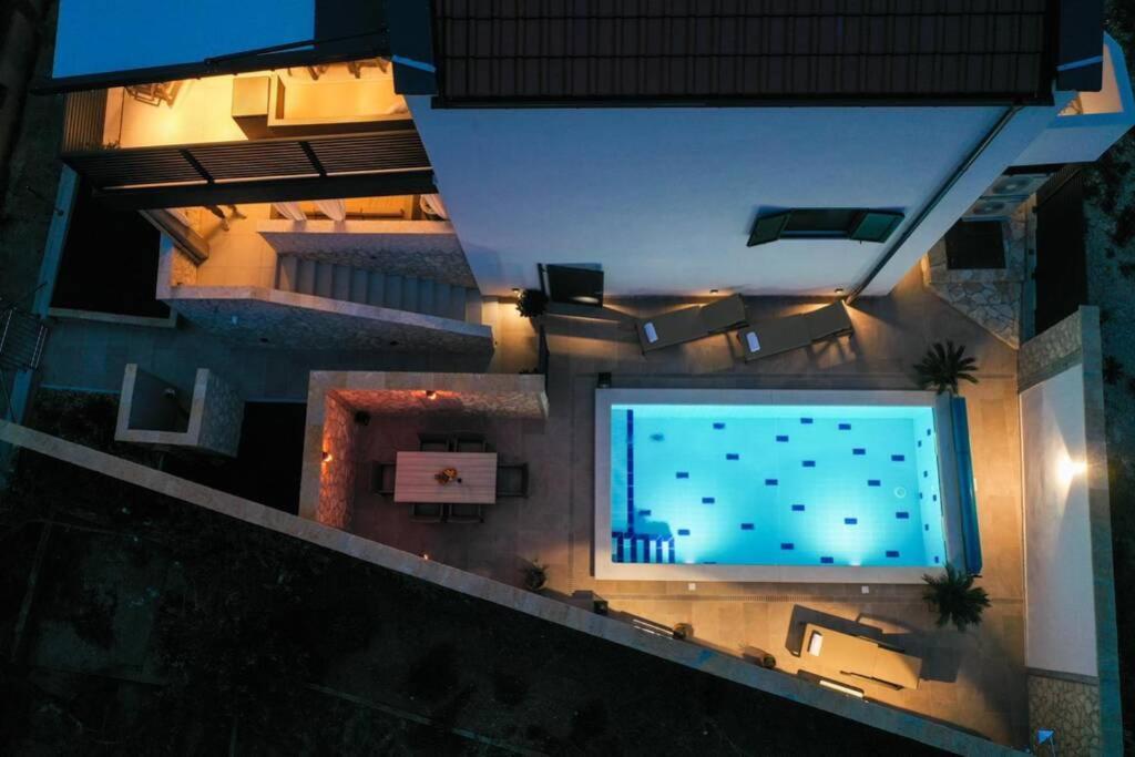 Apartment Vala, 4*, Sea View & Private Heated Pool Pridraga Экстерьер фото