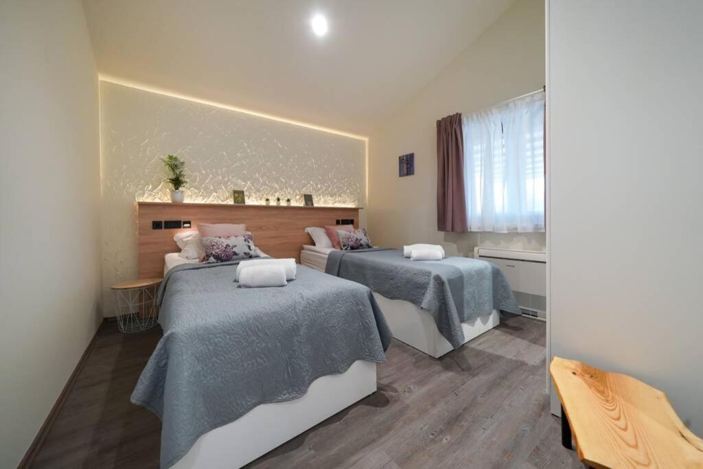 Apartment Vala, 4*, Sea View & Private Heated Pool Pridraga Экстерьер фото