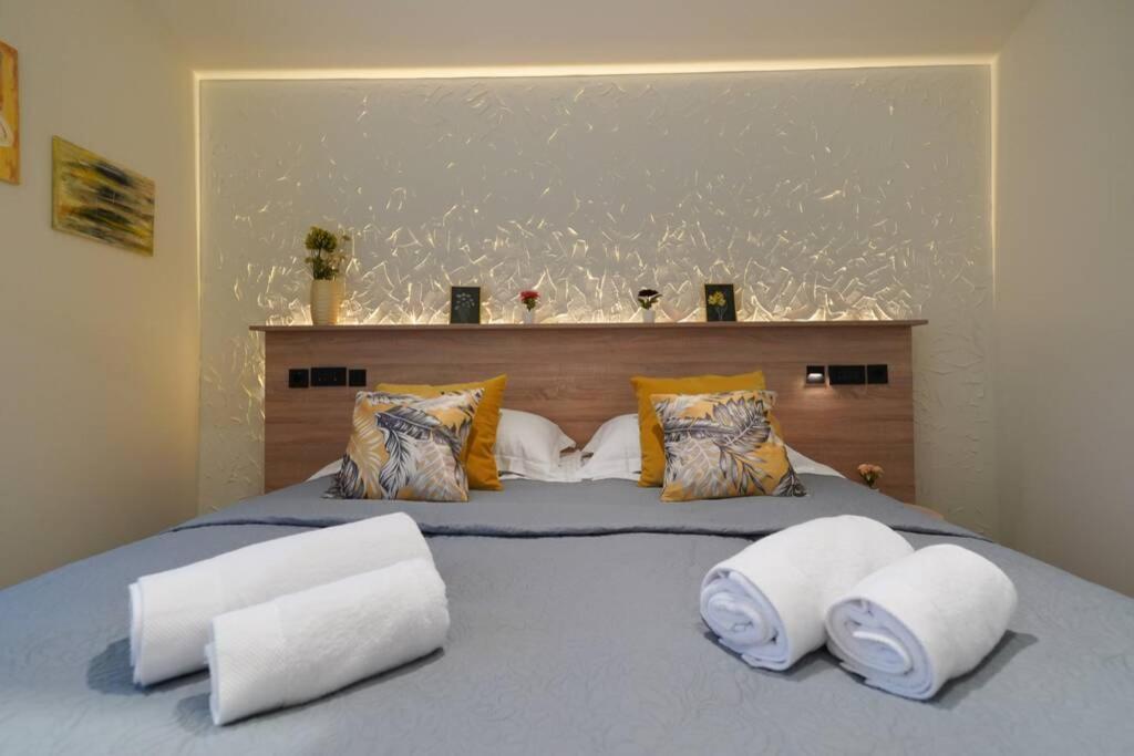 Apartment Vala, 4*, Sea View & Private Heated Pool Pridraga Экстерьер фото