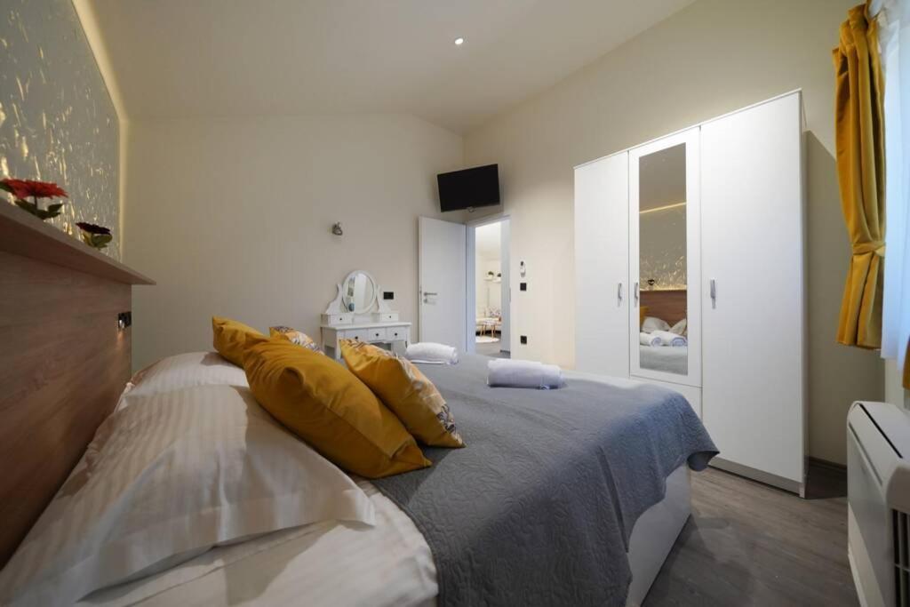 Apartment Vala, 4*, Sea View & Private Heated Pool Pridraga Экстерьер фото