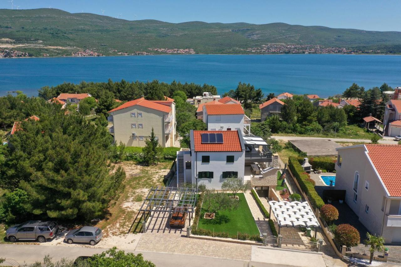 Apartment Vala, 4*, Sea View & Private Heated Pool Pridraga Экстерьер фото